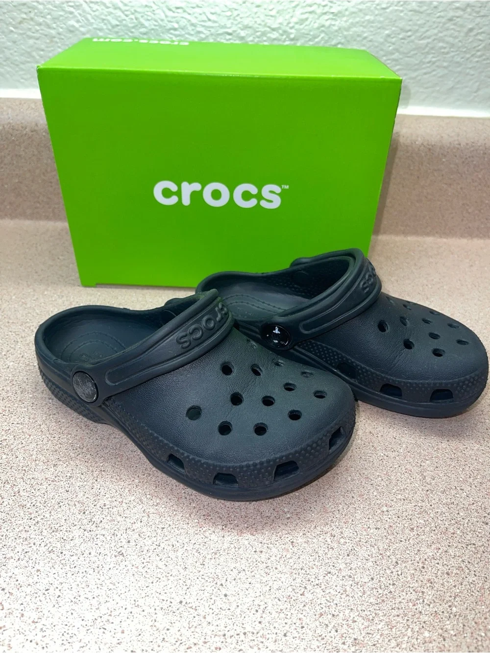CROCS Kids Classic Clog in Black